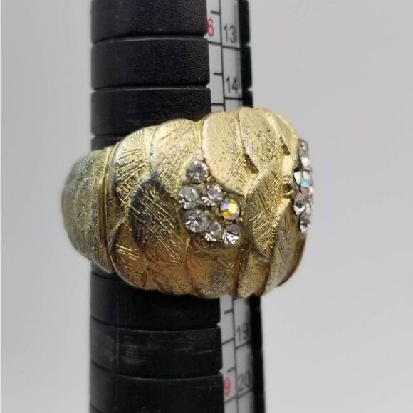 Gold brushed angel wings estate ring stretch adjustable - Picture 3 of 5